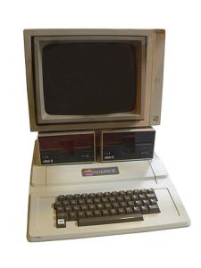 360px-Apple-II